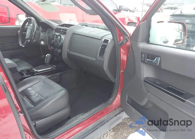 1FMCU0E73CKC03086: 43819857