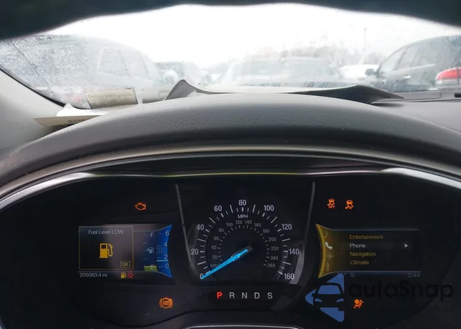 3FA6P0HD6ER202710: 43819885