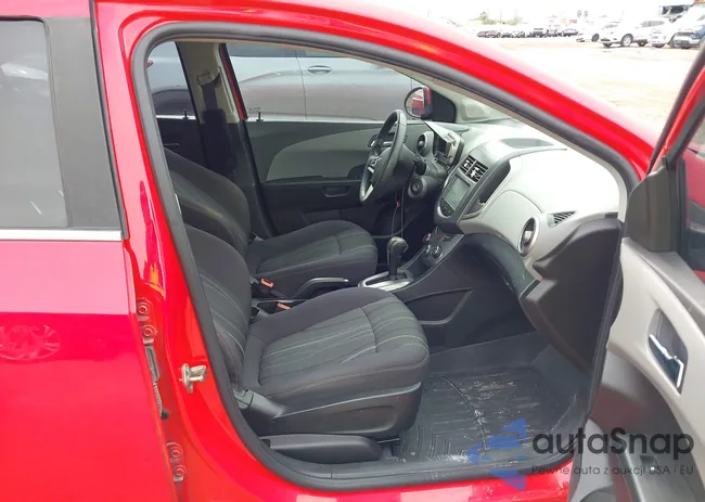 1G1JC5SH4F4192691: 43821030