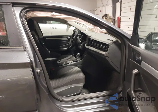 3VW5X7BU4SM095234: 43821071