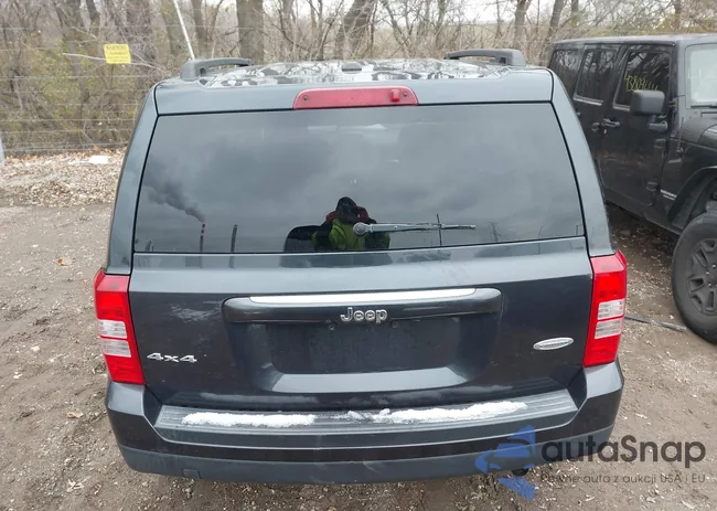 1C4NJRFB5GD580462: 43821152