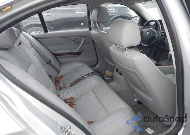 WBAPH7C5XBE683142: 43821186