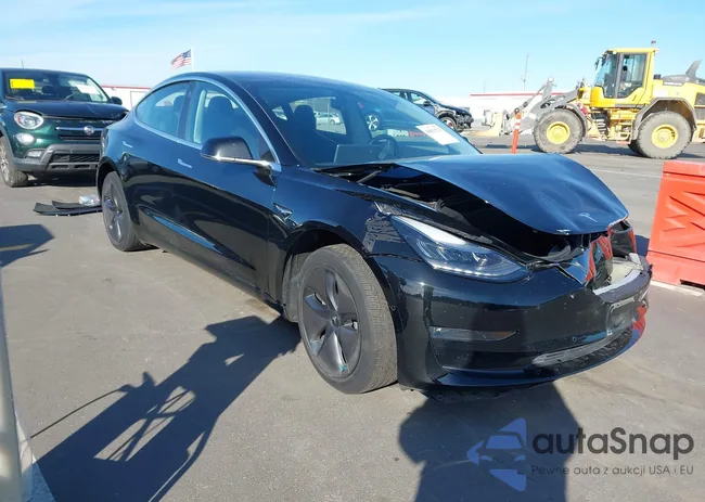 5YJ3E1EB8JF170351: 43821273