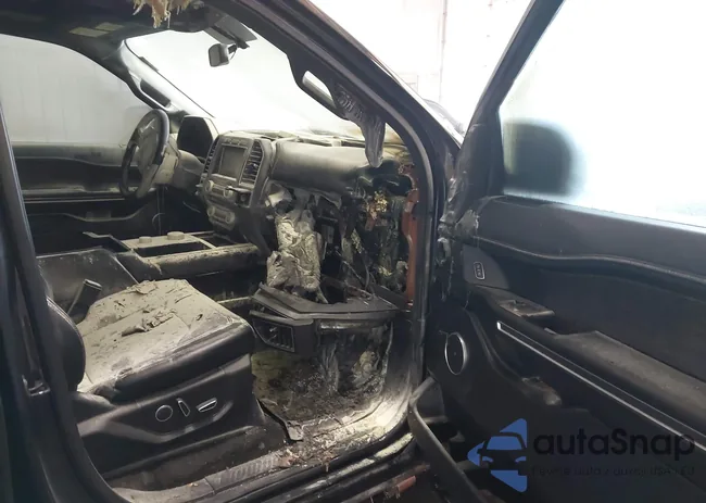 1FMJU2AT6JEA19150: 43821286