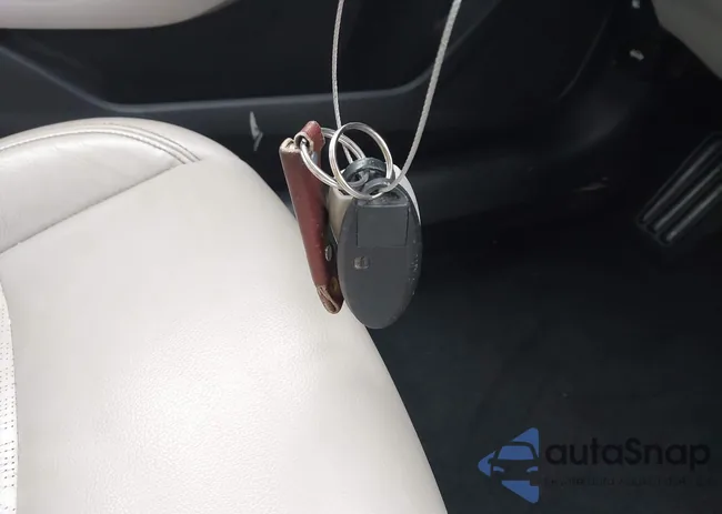 1N4BL4EW7KC146780: 43821452