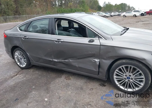 3FA6P0H98ER195853: 43821504