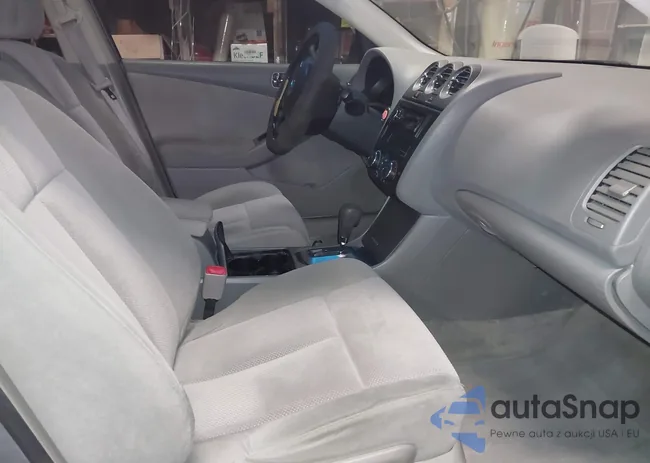 1N4AL21E18C152855: 43820551