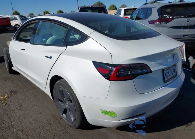 5YJ3E1EA2PF398491: 43820605