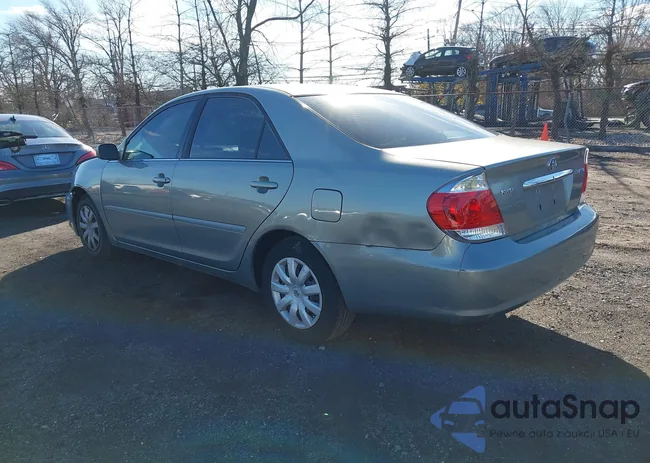 4T1BE32K55U631414: 43820630