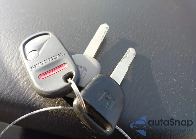 2HKYF18734H598537: 43820643