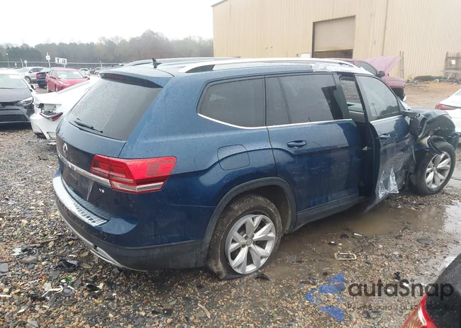 1V2AR2CA6JC589516: 43820660