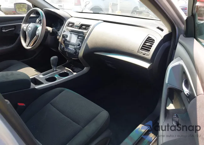 1N4AL3AP5FC182865: 43820706