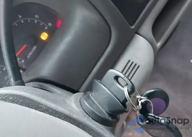 1FMNU40LX1ED42972: 43820748