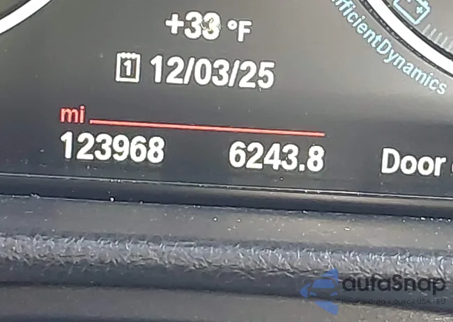 WBA4A7C5XFD413752: 43820755