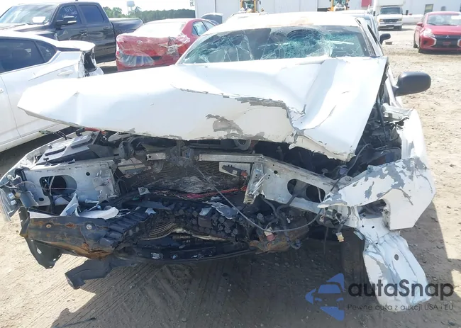 2FAFP71V48X142833: 43820823