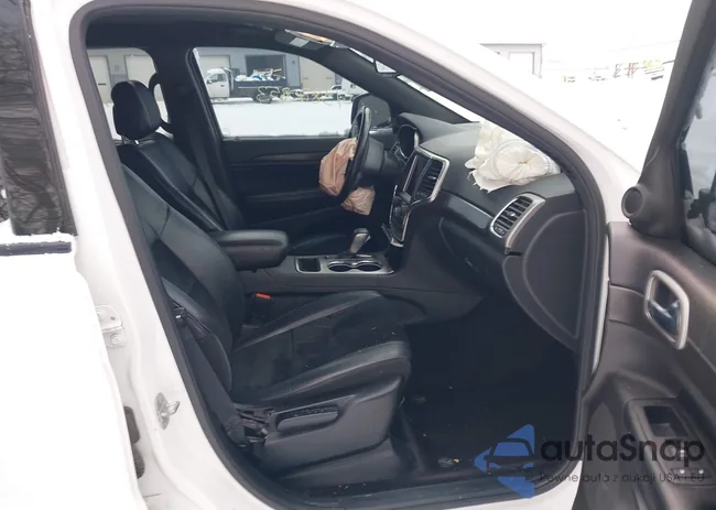 1C4RJFAG3JC121317: 43820853