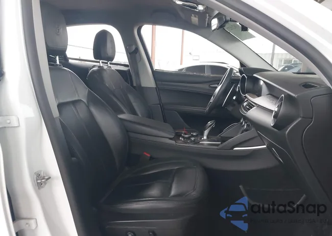 ZASFAKAN3J7B69457: 43821927