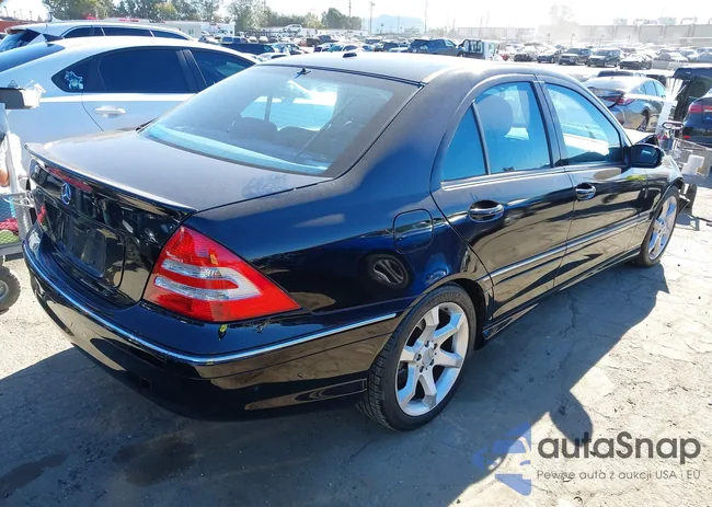 WDBRF52H77F872428: 43822060