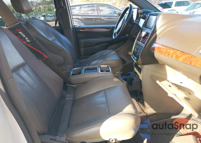 2C4RC1BG4CR303551: 43822306