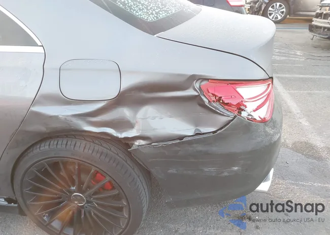 WDDSJ4EB4FN180480: 43822348