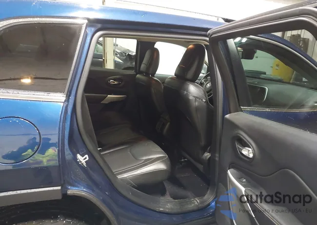 1C4PJMLX9JD582380: 43822407