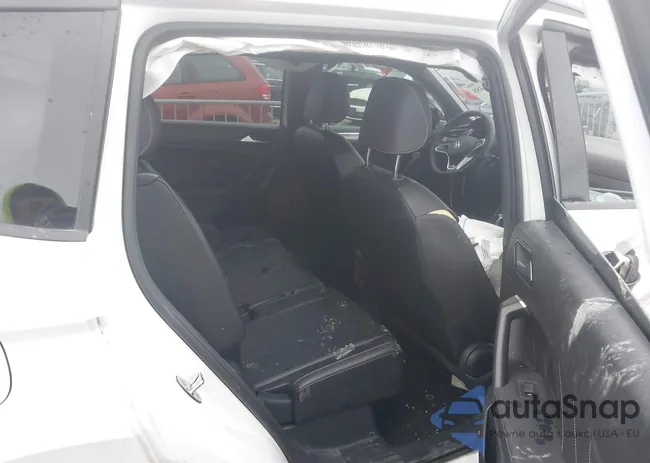 3VVCB7AX9RM012087: 43822458