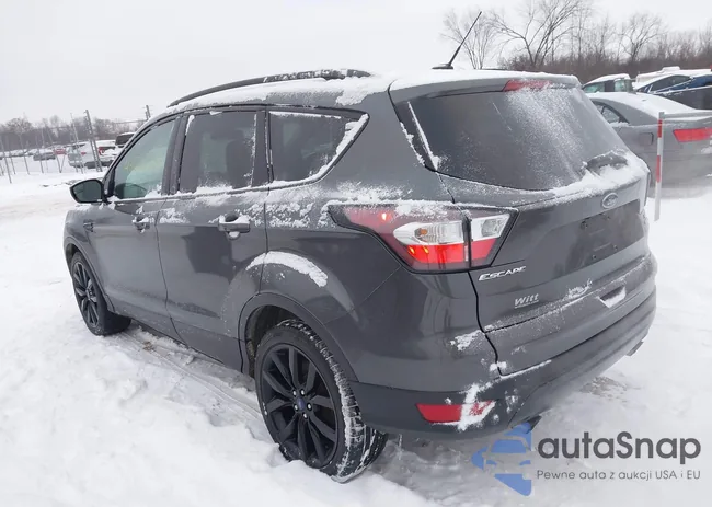 1FMCU9GD5JUC45770: 43822509