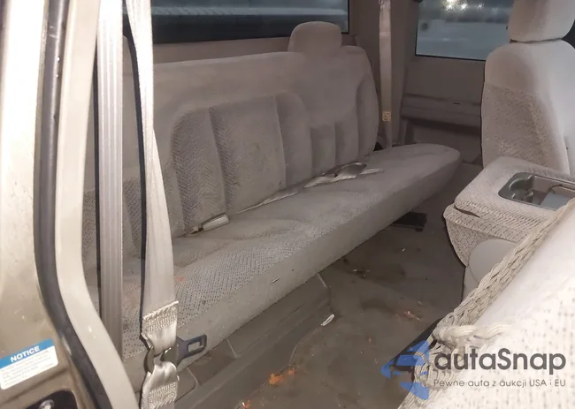 1GCEC19M0WR142703: 43821619