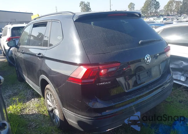 3VV0B7AX3KM191445: 43821795