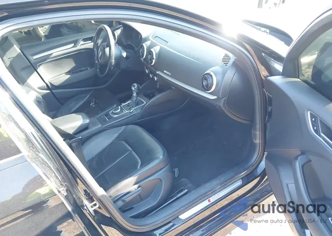 WAUA7GFF2G1107766: 43821901