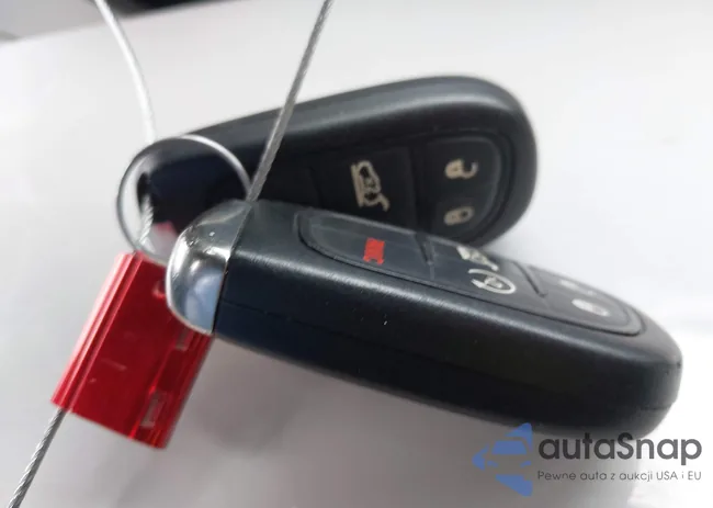 1C4PJLDB3LD530016: 43822995