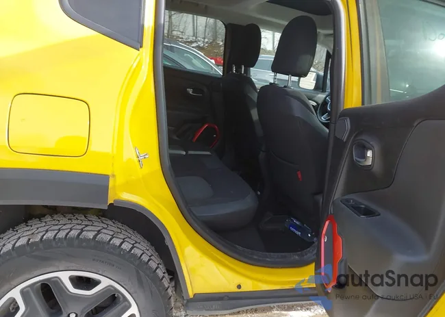 ZACCJBCB6HPF22771: 43823038