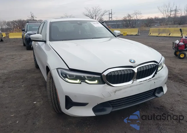 3MW5R7J06L8B07211: 43823057