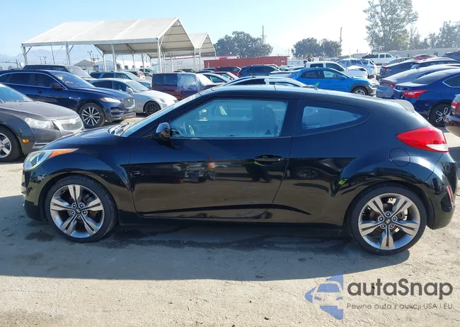 KMHTC6AD2CU041117: 43823133