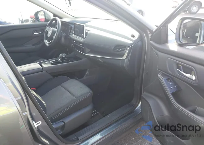 5N1BT3BA8RC724064: 43823378