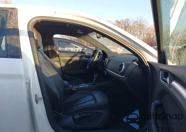 WAUAUGFF8LA102901: 43822831