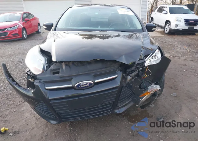 1FADP3F27EL184789: 43823924