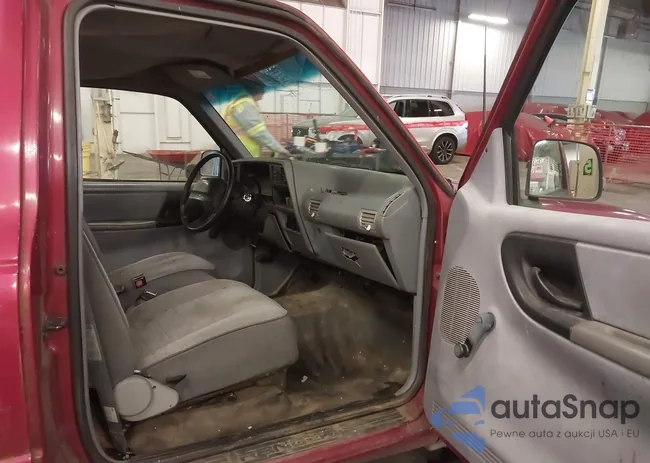 1FTCR11U5PPA84683: 43823983