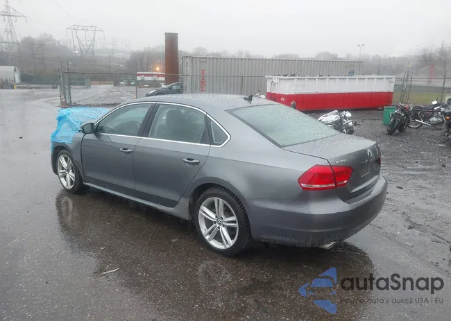 1VWBN7A37EC114284: 43824091