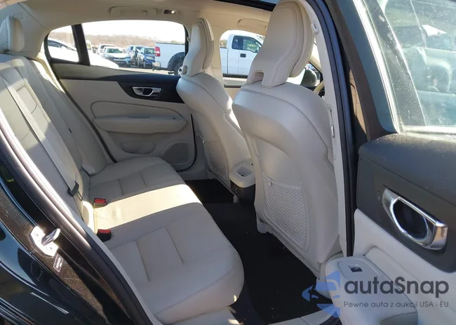 7JRA22TKXLG038744: 43824315