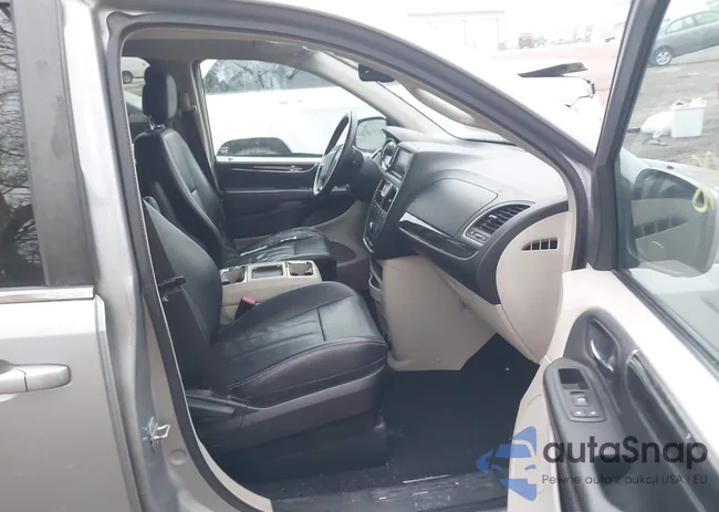 2C4RC1BG5DR723840: 43824398