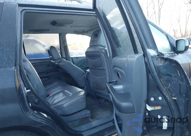 2HKYF18685H536785: 43824403