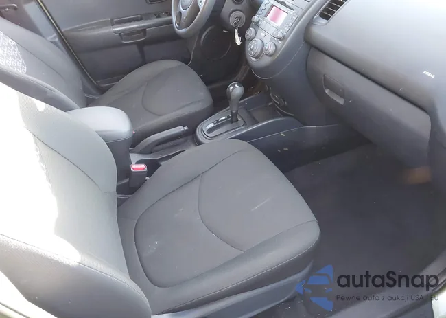 KNDJT2A29A7050685: 43824409