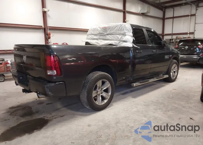 1C6RR6HT2DS581355: 43824476