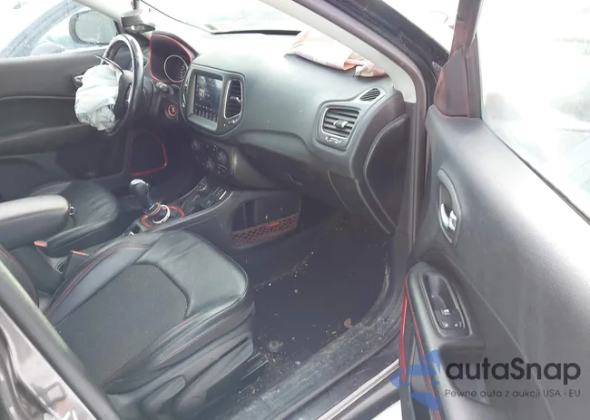 3C4NJDDB1LT207736: 43824483