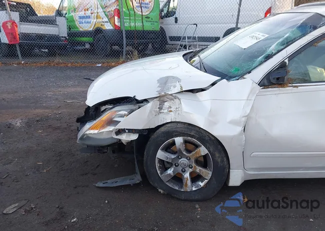 1N4AL21E58N505179: 43823545