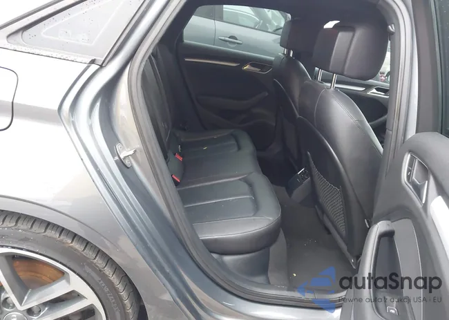 00WAUAUGFF4H10423: 43823552