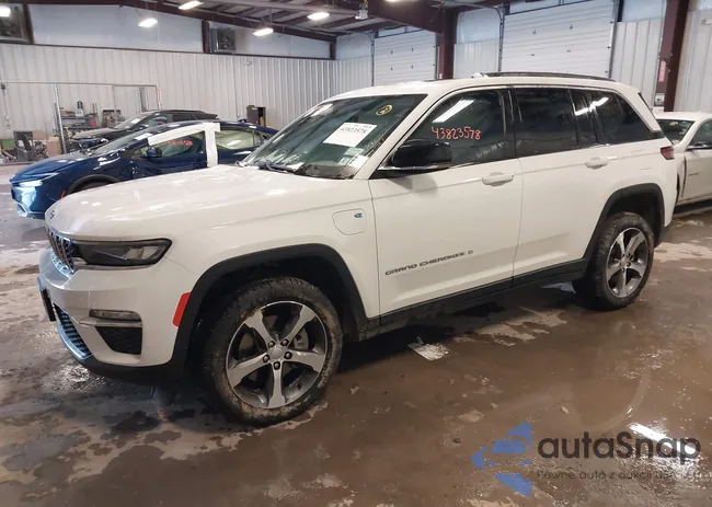 1C4RJYB66PC595921: 43823578