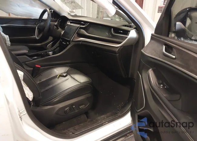 1C4RJYB66PC595921: 43823578