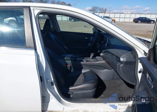 1N4BL4CV9LN308828: 43823695